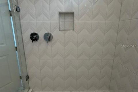 House in Orlando, Florida 4 bedrooms, 276.11 sq.m. № 2394130 - photo 17