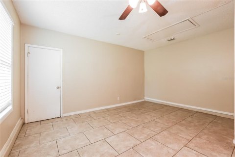 Casa en alquiler en Apopka, Florida, 4 dormitorios, 148.92 m2 № 1871014 - foto 12
