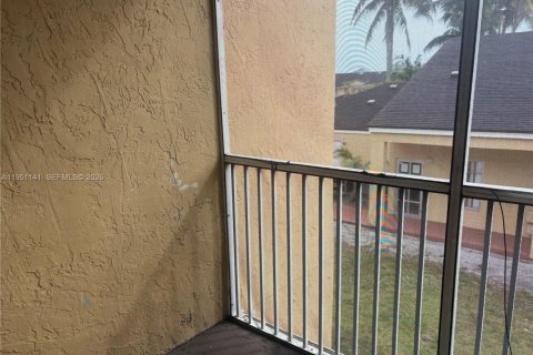 Condominio en venta en Miramar, Florida, 2 dormitorios, 92.9 m2 № 2007336 - foto 20