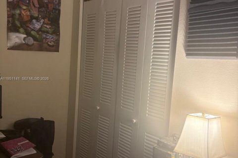 Condo in Miramar, Florida, 2 bedrooms № 2007336 - photo 19