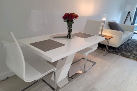 Купить кондоминиум в Майами, Флорида 1 спальня, 63.55м2, № 1984963 - фото 3