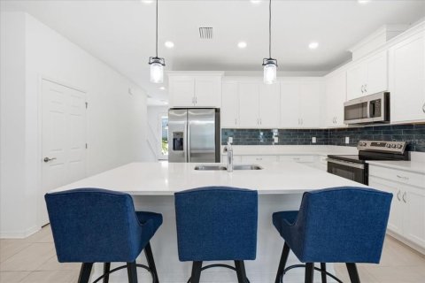 Touwnhouse à vendre à Sarasota, Floride: 3 chambres, 178 m2 № 2350147 - photo 4