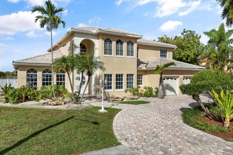 Villa ou maison à vendre à Miami, Floride: 5 chambres, 313.92 m2 № 2170868 - photo 4
