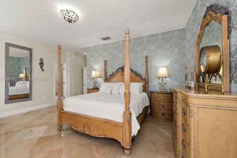 Villa ou maison à vendre à Miami, Floride: 5 chambres, 313.92 m2 № 2170868 - photo 29