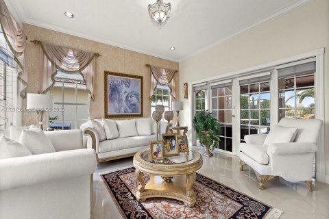 Villa ou maison à vendre à Miami, Floride: 5 chambres, 313.92 m2 № 2170868 - photo 26
