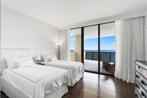 Condo in Sunny Isles Beach, Florida, 3 bedrooms  № 1863263 - photo 18