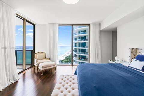 Condo in Sunny Isles Beach, Florida, 3 bedrooms  № 1863263 - photo 11