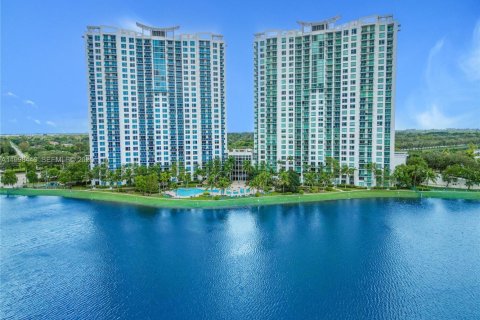 Condo à Sunrise, Floride, 3 chambres  № 2069333