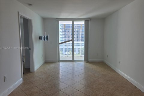 Condo in Miami Beach, Florida, 1 bedroom  № 1952803 - photo 8