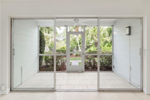 Condominio en venta en Sarasota, Florida, 1 dormitorio, 59.36 m2 № 2157021 - foto 16