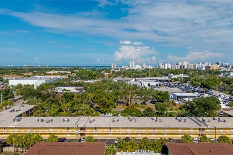 Condominio en venta en Sarasota, Florida, 1 dormitorio, 59.36 m2 № 2157021 - foto 22
