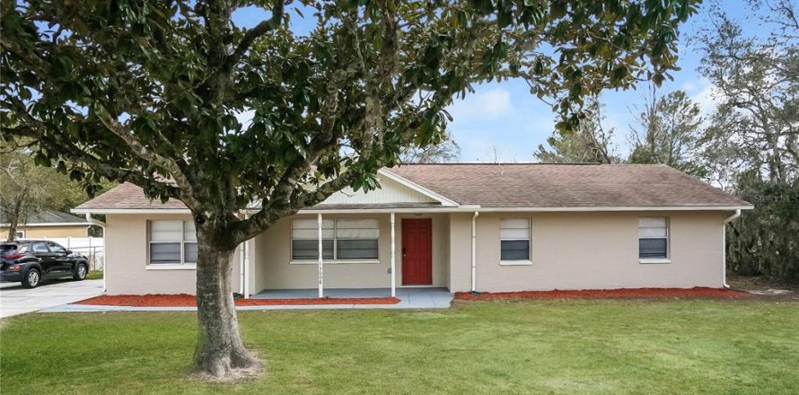 Villa ou maison à Spring Hill, Floride 3 chambres, 183.85 m2 № 1866128