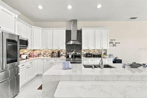 Villa ou maison à vendre à Valrico, Floride: 4 chambres, 272.11 m2 № 2418564 - photo 16