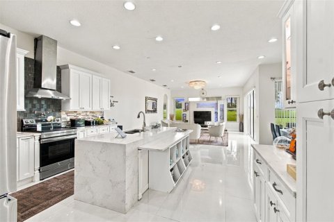 Villa ou maison à vendre à Valrico, Floride: 4 chambres, 272.11 m2 № 2418564 - photo 14