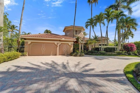 Casa en Plantation, Florida 4 dormitorios, 350.61 m2 № 2057356