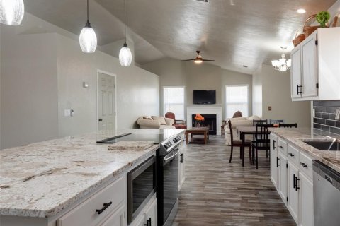 Villa ou maison à louer à Gainesville, Floride: 4 chambres, 168.62 m2 № 1907204 - photo 11