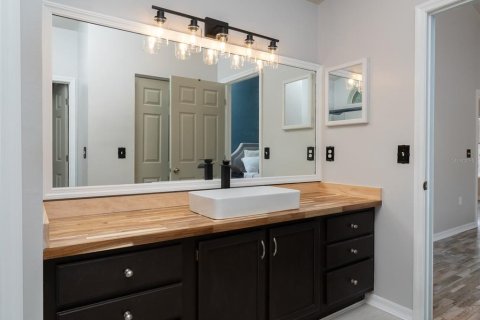 Villa ou maison à louer à Gainesville, Floride: 4 chambres, 168.62 m2 № 1907204 - photo 19