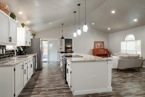 Villa ou maison à louer à Gainesville, Floride: 4 chambres, 168.62 m2 № 1907204 - photo 5