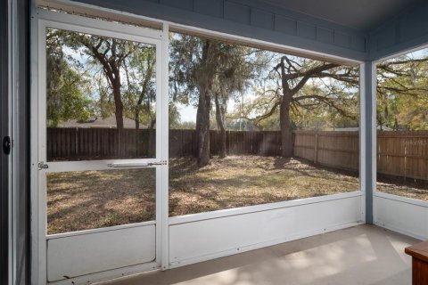 Villa ou maison à louer à Gainesville, Floride: 4 chambres, 168.62 m2 № 1907204 - photo 24