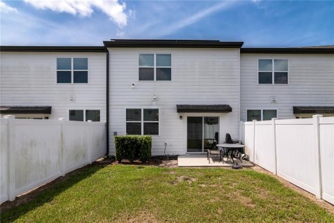 Townhouse in Davenport, Florida 3 bedrooms, 130.43 sq.m. № 1835037 - photo 26