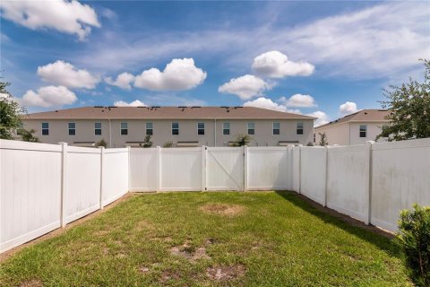 Townhouse in Davenport, Florida 3 bedrooms, 130.43 sq.m. № 1835037 - photo 25