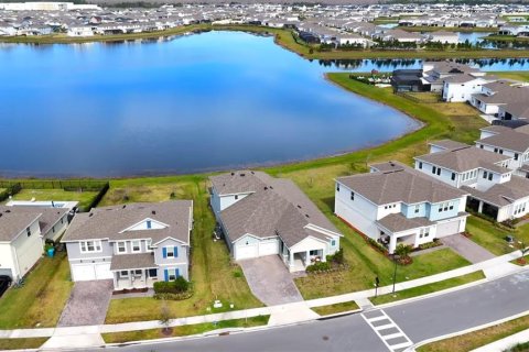 House in Orlando, Florida 4 bedrooms, 325.53 sq.m. № 1899026 - photo 17