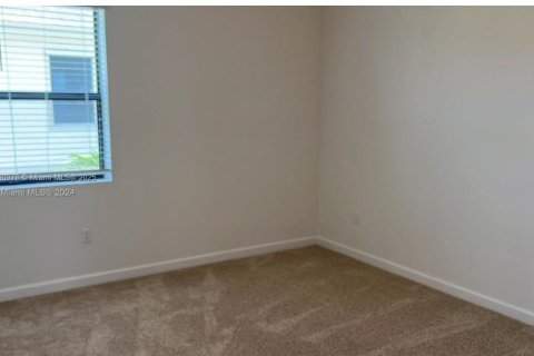 Adosado en alquiler en Florida City, Florida, 3 dormitorios, 136.19 m2 № 1944648 - foto 12