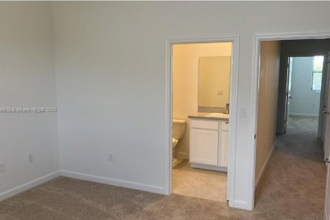 Adosado en alquiler en Florida City, Florida, 3 dormitorios, 136.19 m2 № 1944648 - foto 11