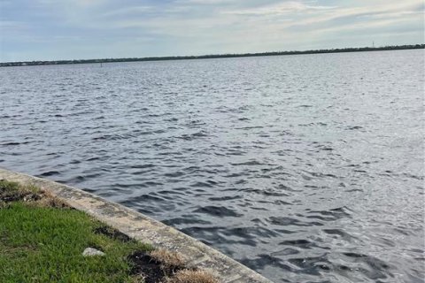 Terreno en venta en Port Charlotte, Florida № 383269 - foto 4