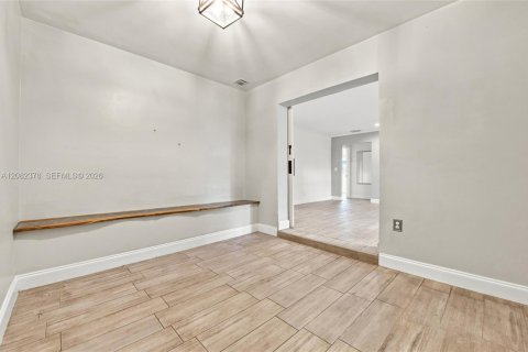Casa en venta en Oakland Park, Florida, 3 dormitorios, 119.29 m2 № 2362873 - foto 10