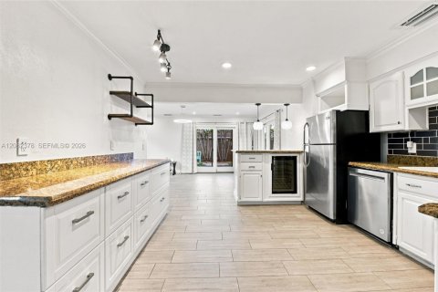 Casa en venta en Oakland Park, Florida, 3 dormitorios, 119.29 m2 № 2362873 - foto 11
