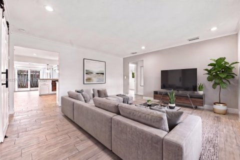 Casa en venta en Oakland Park, Florida, 3 dormitorios, 119.29 m2 № 2362873 - foto 5