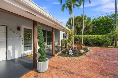 Casa en venta en Oakland Park, Florida, 3 dormitorios, 119.29 m2 № 2362873 - foto 3