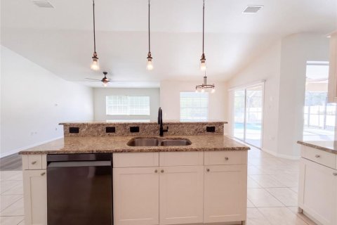 House in North Port, Florida 3 bedrooms, 194.17 sq.m. № 2397057 - photo 7