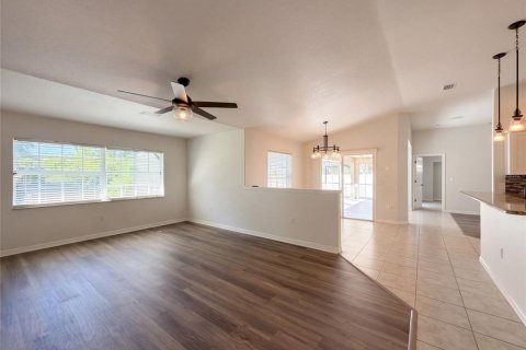 House in North Port, Florida 3 bedrooms, 194.17 sq.m. № 2397057 - photo 15