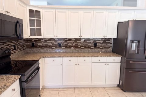House in North Port, Florida 3 bedrooms, 194.17 sq.m. № 2397057 - photo 11