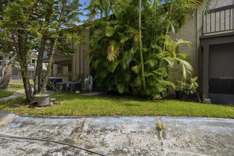 Condo in Tampa, Florida, 1 bedroom № 2231629