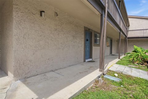 Condo in Tampa, Florida, 1 bedroom  № 2231629 - photo 3