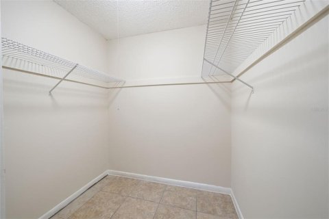 Condo in Tampa, Florida, 1 bedroom  № 2231629 - photo 14