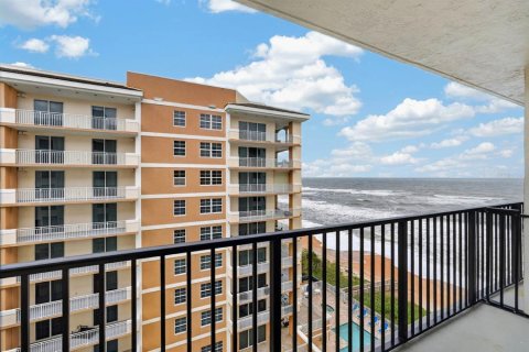 Condo in Ormond Beach, Florida, 2 bedrooms  № 2428636 - photo 7