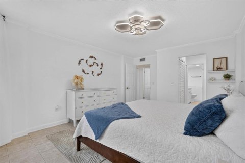 Condo in Ormond Beach, Florida, 2 bedrooms  № 2428636 - photo 27
