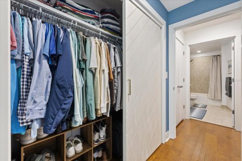Condo in Tampa, Florida, 1 bedroom  № 2097016 - photo 30