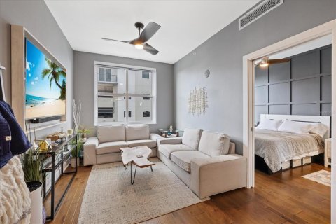 Condo in Tampa, Florida, 1 bedroom  № 2097016 - photo 24
