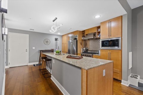 Condo in Tampa, Florida, 1 bedroom  № 2097016 - photo 14