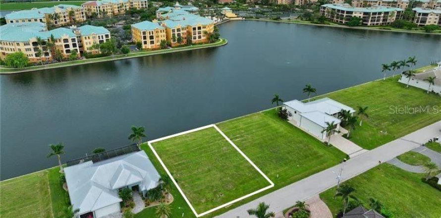 Land in Punta Gorda, Florida № 1551691