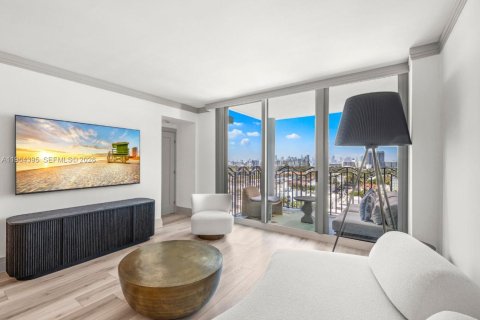Condo in Miami Beach, Florida, 1 bedroom  № 2081109 - photo 8