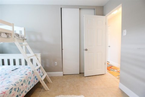 Casa en alquiler en Sarasota, Florida, 3 dormitorios, 106.93 m2 № 220789 - foto 9