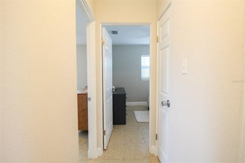 Casa en alquiler en Sarasota, Florida, 3 dormitorios, 106.93 m2 № 220789 - foto 13