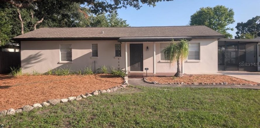Villa ou maison à Tampa, Floride 3 chambres, 152.27 m2 № 2386345