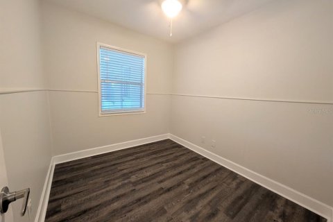 Villa ou maison à louer à Tampa, Floride: 3 chambres, 152.27 m2 № 2386345 - photo 14